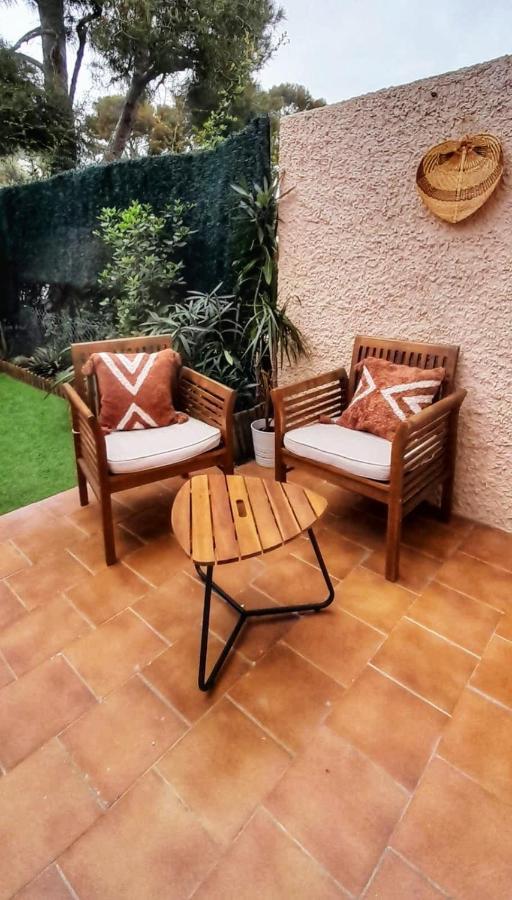 Studio Le Kokonati La Ciotat Bagian luar foto